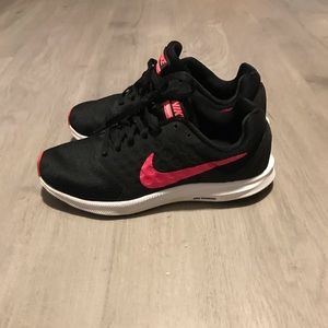 Nike Running Downshifter 7 Black Pink Shoes